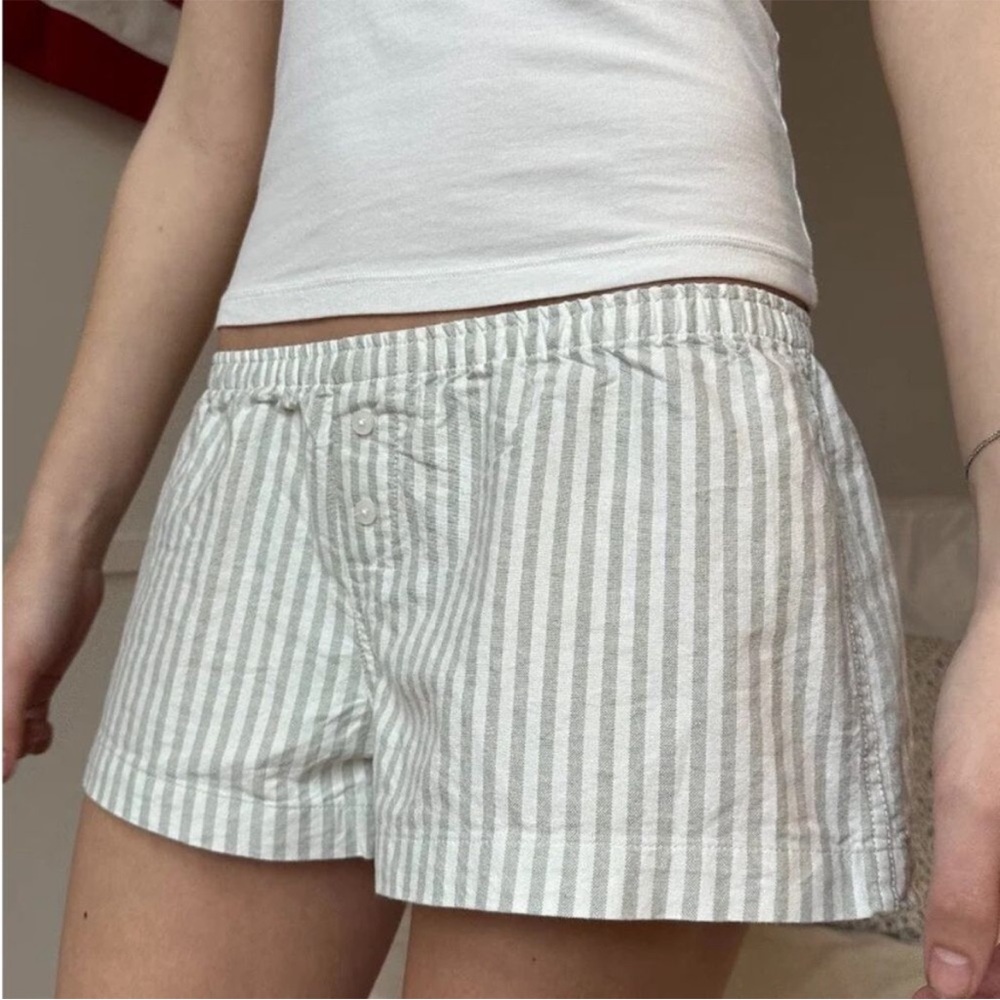 Brandy Melville Women’s Keira Pajama Short Stripes Small NWT - Picture 2 of 4
